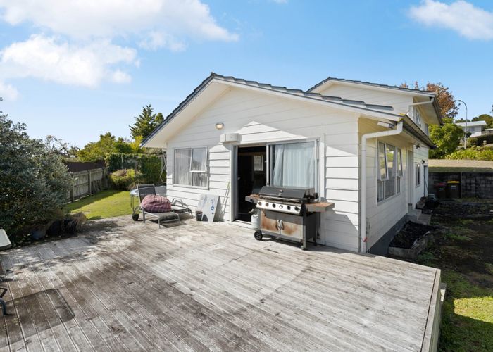  at 27 Tattersfield Place, Dinsdale, Hamilton