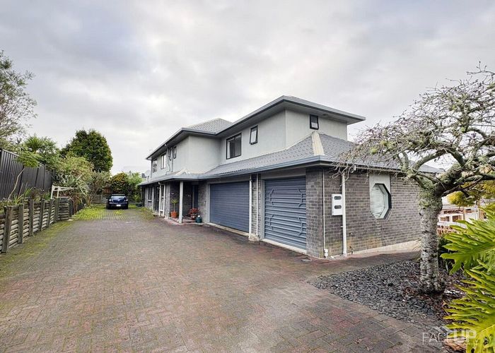 at 2/128 Wiseley Road, West Harbour, Waitakere City, Auckland
