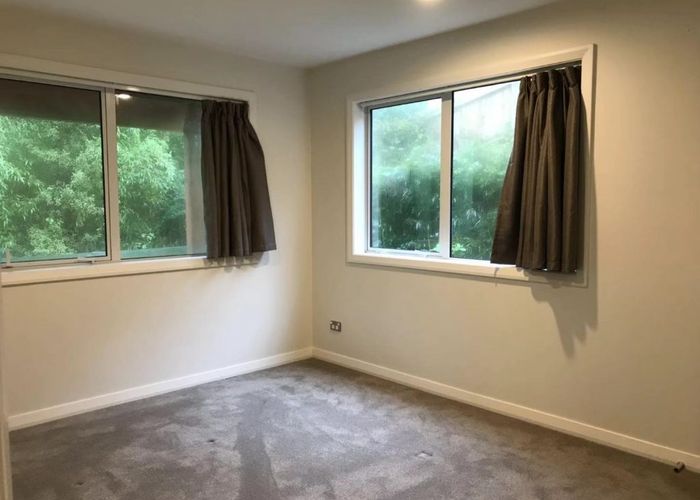  at 102B Beach Road, Castor Bay, Auckland