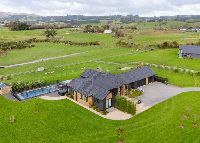  at 73 Taitaia Lane, Clevedon, Manukau City, Auckland