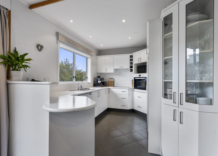  at 10 Whitby Place, Westown, New Plymouth