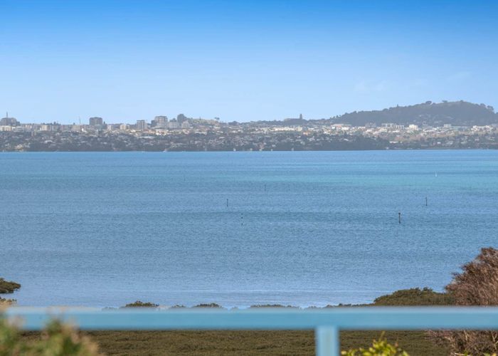 at 42 Wiseley Road, Hobsonville, Waitakere City, Auckland