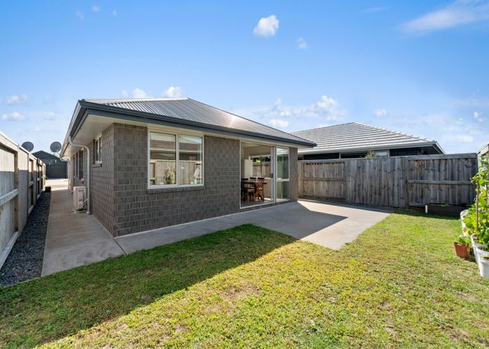 at 7 FONTANA STREET, Papamoa, Papamoa