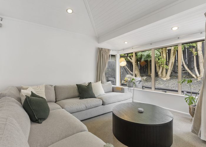  at 6/17 Aorangi Place, Birkenhead, Auckland