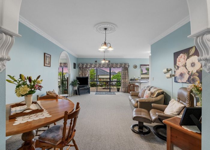  at 31 Meadowviews Drive, Welcome Bay, Tauranga
