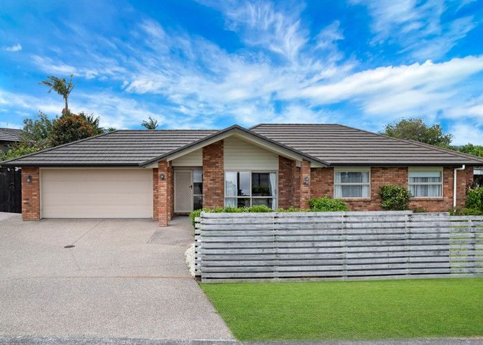  at 196 Sturges Road, Henderson, Waitakere City, Auckland