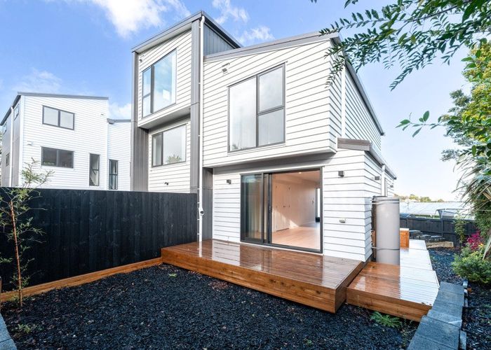  at Lot 7/13 Crosby Road, West Harbour, Waitakere City, Auckland