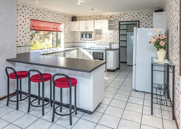  at 3 Georgetti Road, Bastia Hill, Whanganui, Manawatu / Whanganui