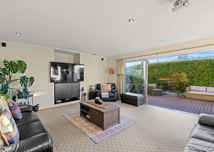  at 12 Sandalwood Place, Waimairi Beach, Christchurch City, Canterbury