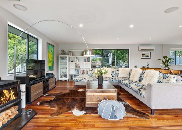  at 27 Mariners Cove, Cass Bay, Lyttelton