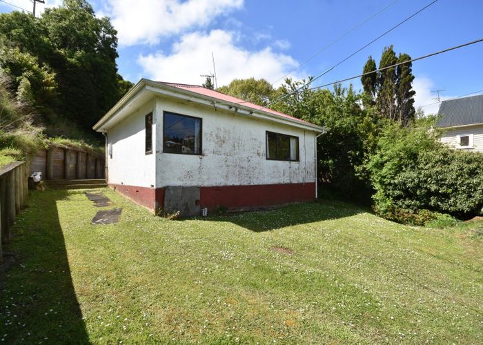  at 12 Kellas Street, Macandrew Bay, Dunedin