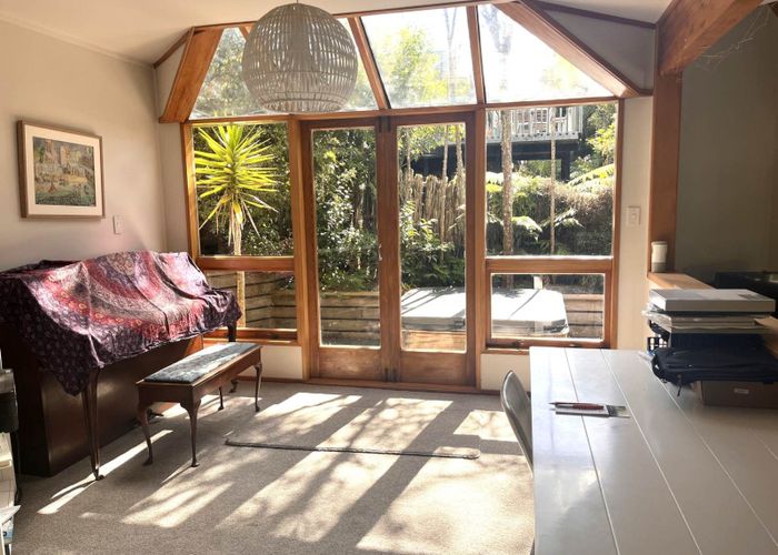  at 7 Fawcett Road, Laingholm, Auckland