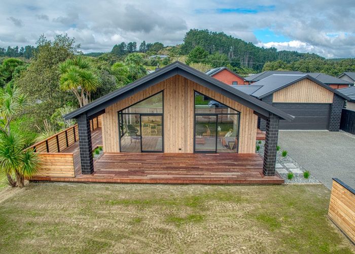  at 61 Ashley Drive, Paroa, Grey, West Coast