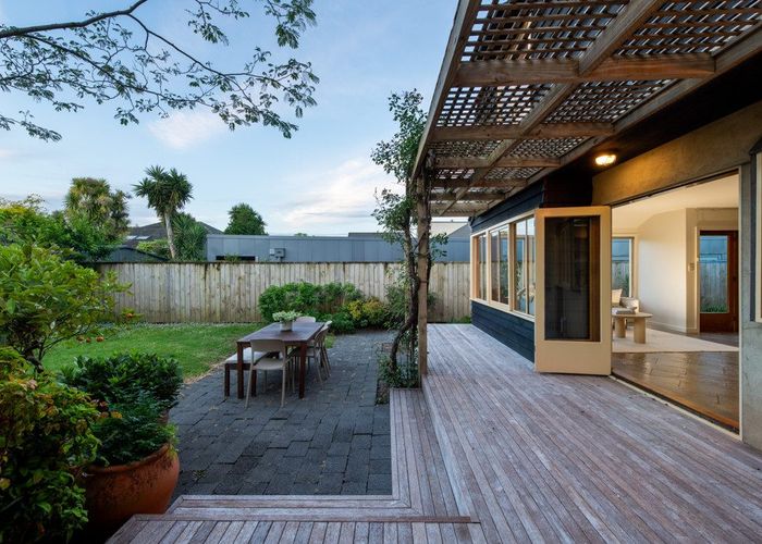  at 6 Muritai Road, Milford, Auckland