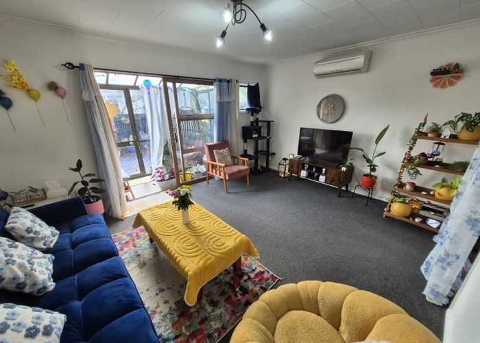  at 2/74A Randolph Street, Woolston, Christchurch City, Canterbury