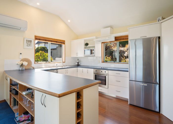  at 190 Cannon Hill Crescent, Mount Pleasant, Christchurch