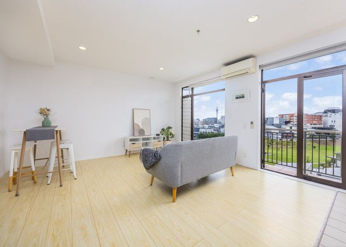  at 3J/7 Charlotte Street, Eden Terrace, Auckland City, Auckland