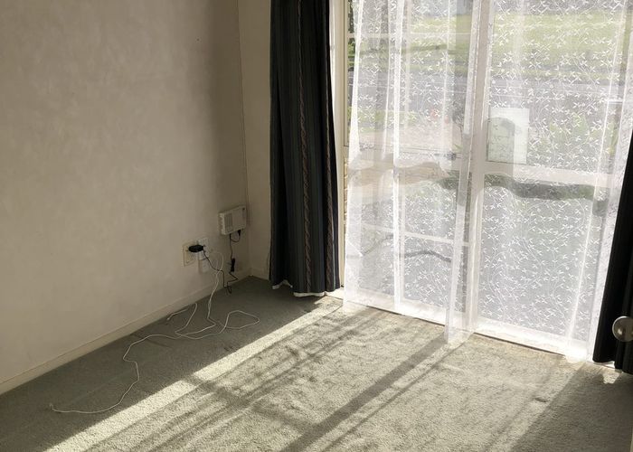  at 70 Millhouse Drive, Northpark, Auckland