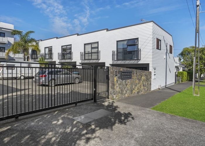 at 2F Wilton St, Grey Lynn, Auckland City, Auckland