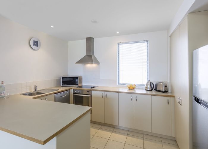  at 2/29 Opito Way, East Tamaki, Auckland