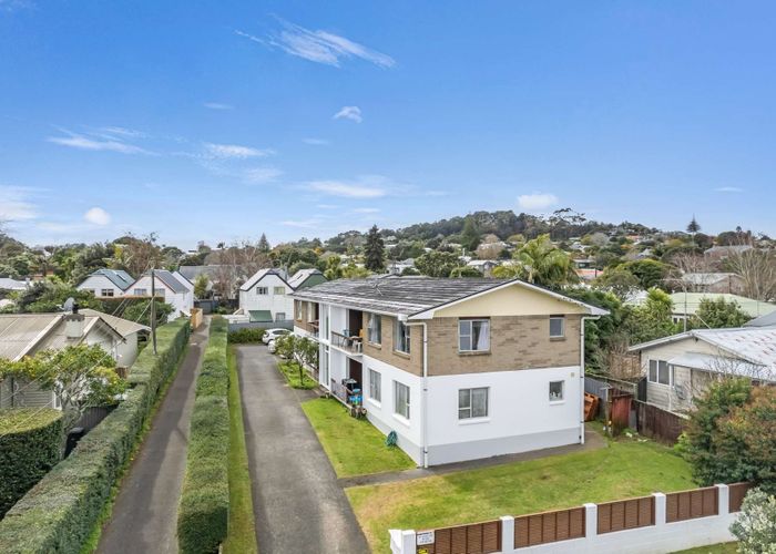  at 3/4 Moreland Road, Mount Albert, Auckland City, Auckland