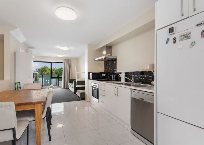  at 2/116 Stanmore Road, Linwood, Christchurch
