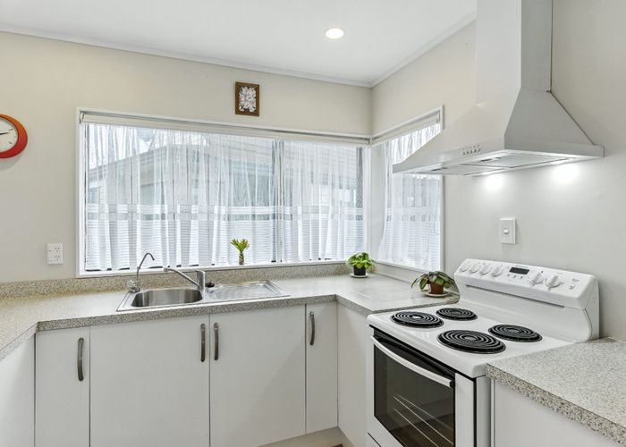  at 28/72 Rimu Road, Raumati Beach, Kapiti Coast, Wellington