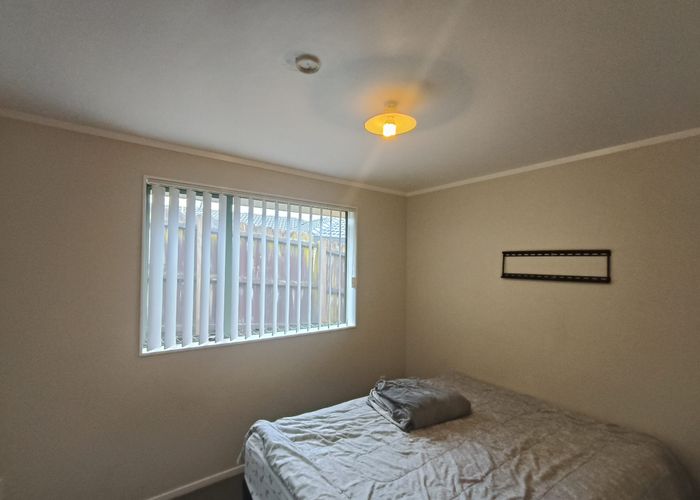  at 70 Glenveagh, Manurewa, Manukau City, Auckland
