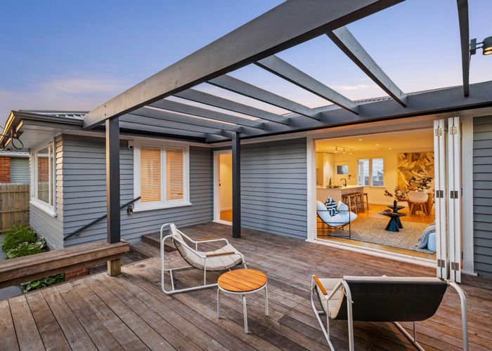  at 8 Waipani Road, Te Atatu Peninsula, Waitakere City, Auckland