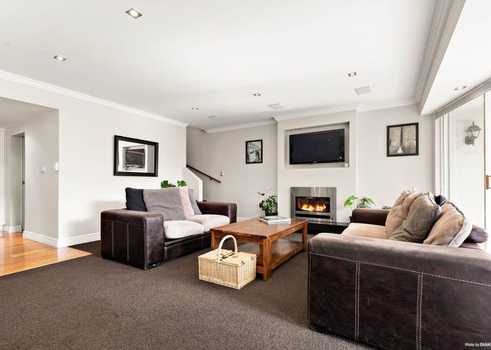  at 8A Oteha Valley Road, Northcross, Auckland