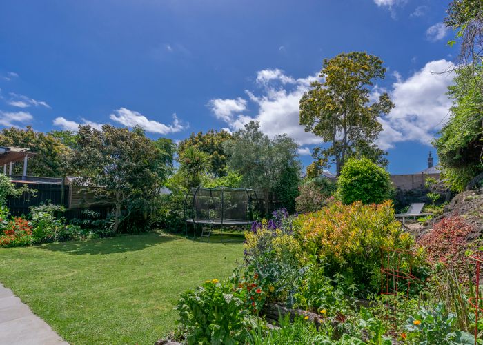  at 13 Leslie Avenue, Sandringham, Auckland