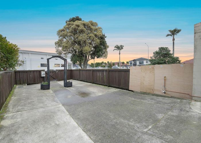  at 1/62 Great South Road, Papatoetoe, Manukau City, Auckland