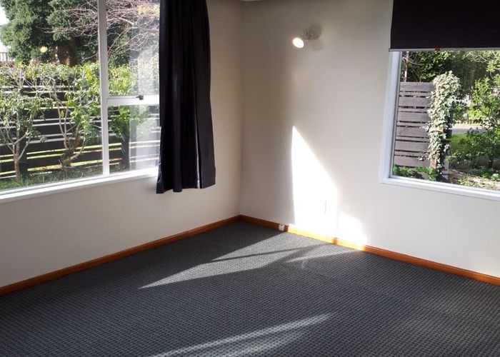  at 8 Tahi Road, Paraparaumu Beach, Kapiti Coast, Wellington