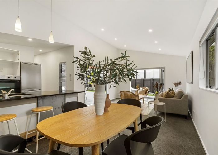  at 32a Matipo Rd, Mairangi Bay, North Shore City, Auckland