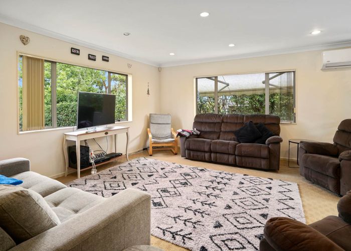  at 96 Connell Street, Blockhouse Bay, Auckland