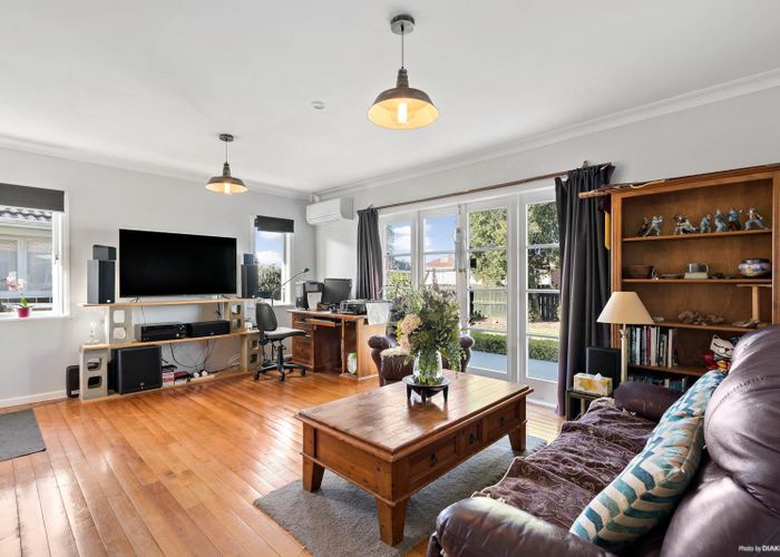  at 11A Cameron Street, Papakura, Papakura