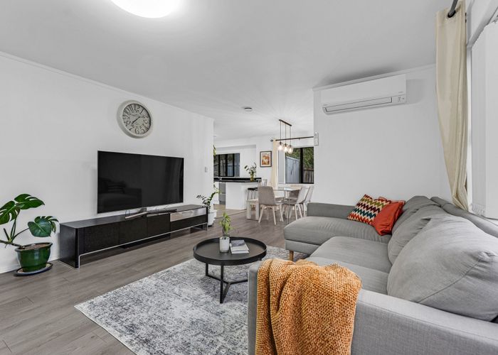  at 17 Courtvale Place, Flat Bush, Auckland