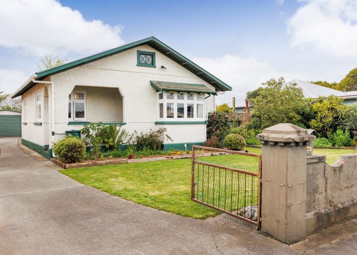  at 27 Brightwater Terrace, Terrace End, Palmerston North