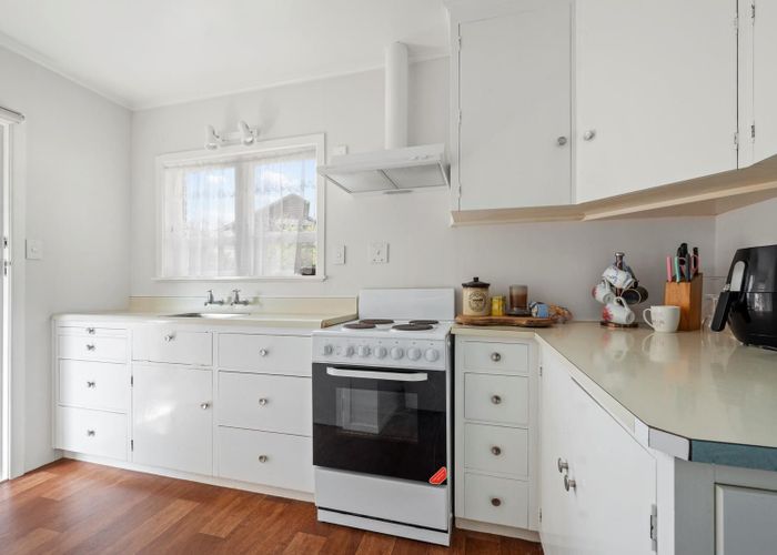  at 14 Matipo Avenue, Pomare, Rotorua