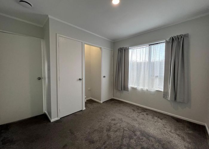  at 1/1 Taikata Road, Te Atatu Peninsula, Waitakere City, Auckland