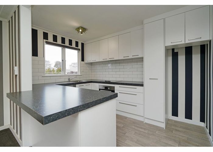 Free property data for 3/237 Queens Drive, Windsor, Invercargill