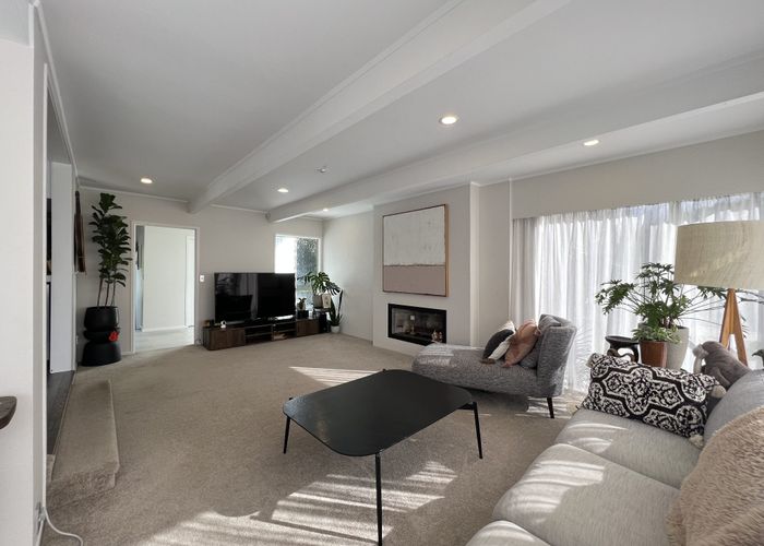  at 2A Eastcliffe Rd, Castor Bay, North Shore City, Auckland