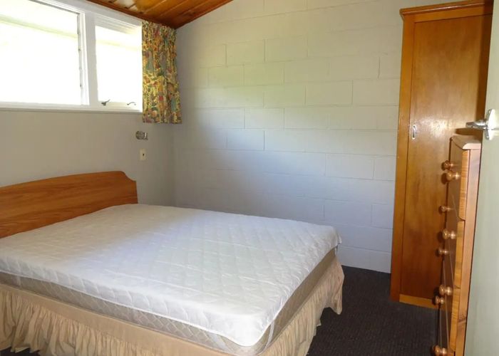  at 16 Schadick Avenue, Carters Beach, Westport