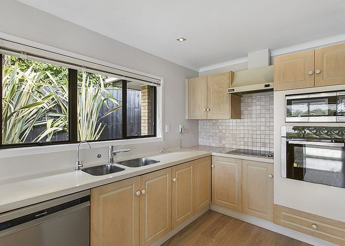  at 10 Glenbrook Street, Remuera, Auckland