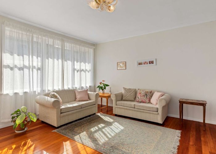  at 2/11 Preston Ave, Mount Albert, Auckland City, Auckland