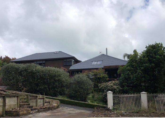  at 139 Onetaunga Road, Chatswood, Auckland