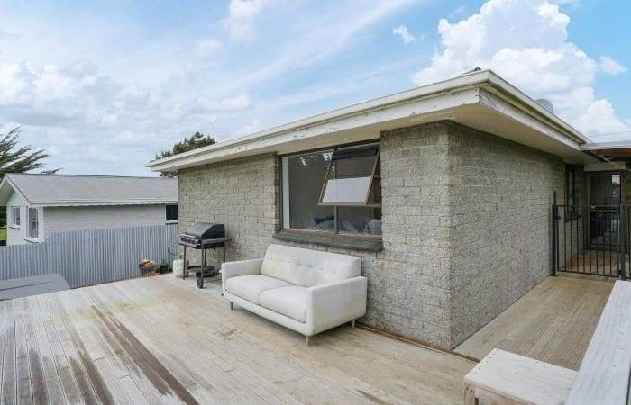  at 38 Enniskillen Street, Clifton, Invercargill