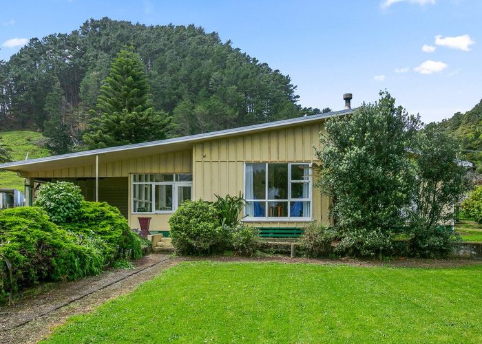 at 3968 Mokau Road, Tongaporutu, New Plymouth, Taranaki