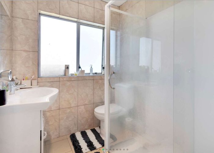  at 4/30 Park Ave, Papatoetoe, Manukau City, Auckland