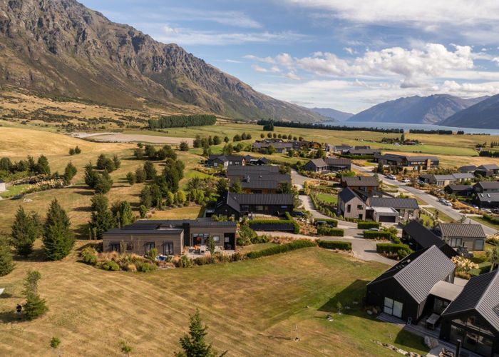  at 5 Branigan Court, Jacks Point, QUEENSTOWN